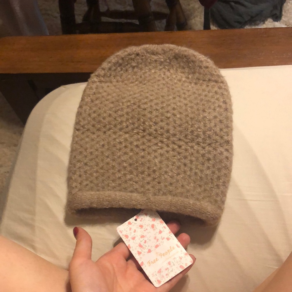Free People dreamy knit beanie in taupe NWT